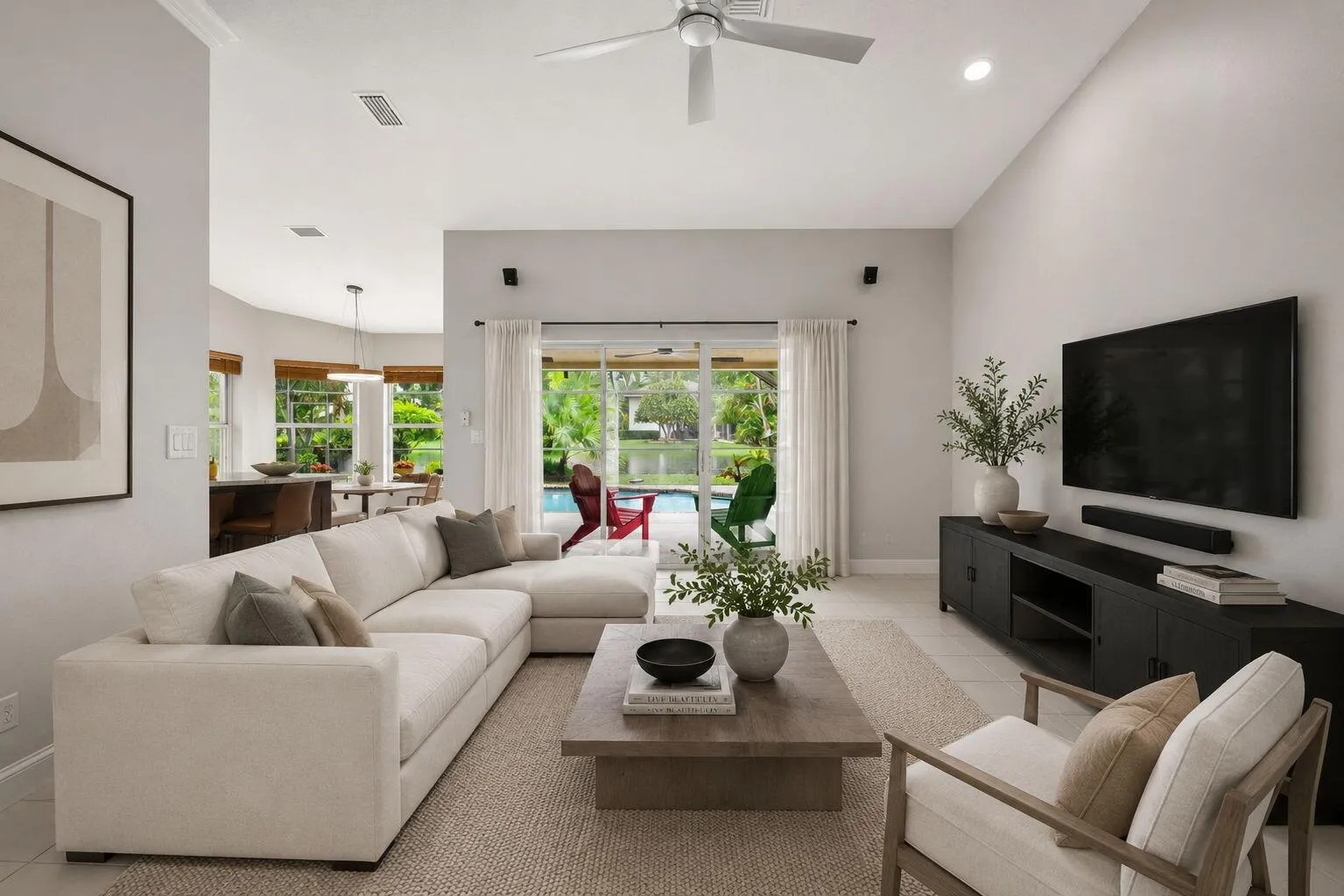 VS FAMILY ROOM 85-web-or-mls-familyroom1