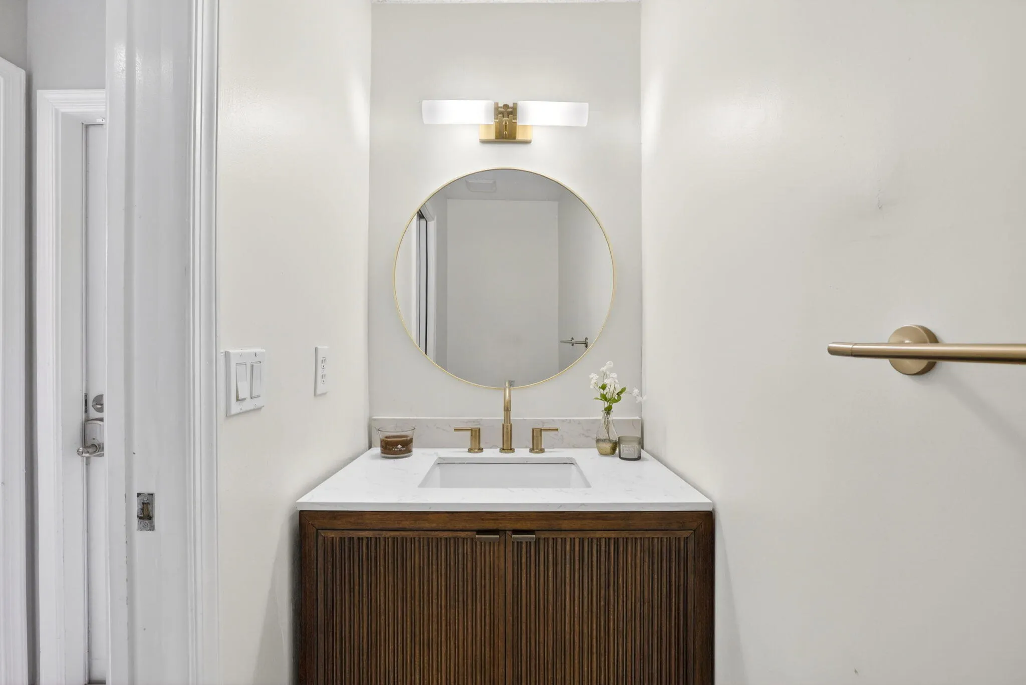 Newly remodeled half bath