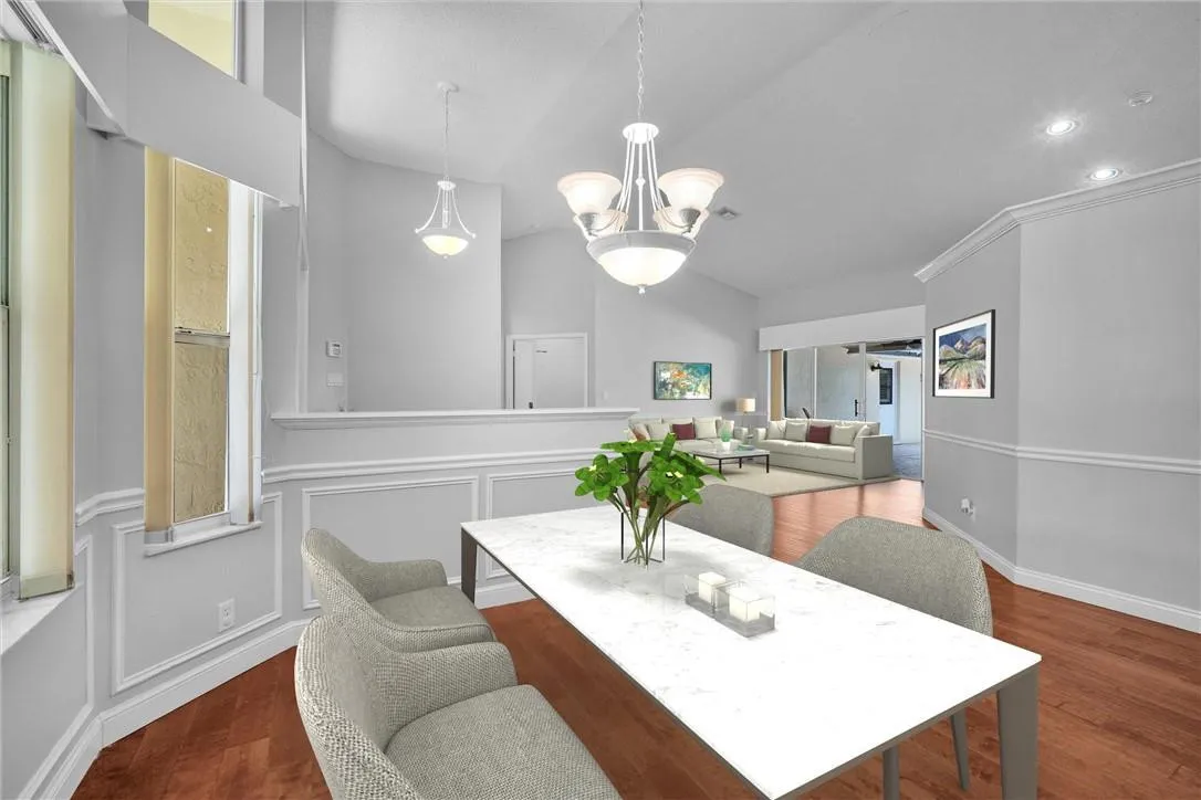 VS FAMILY ROOM 85-web-or-mls-familyroom1