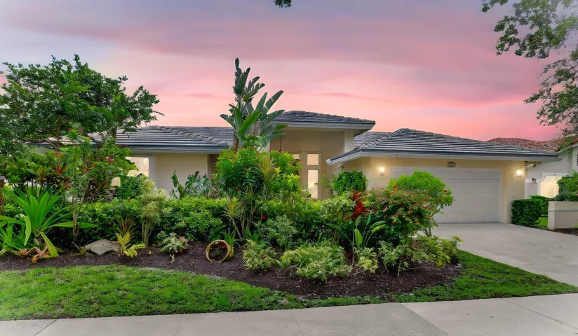 front twilight 4-web-or-mls-8I8A1402 day