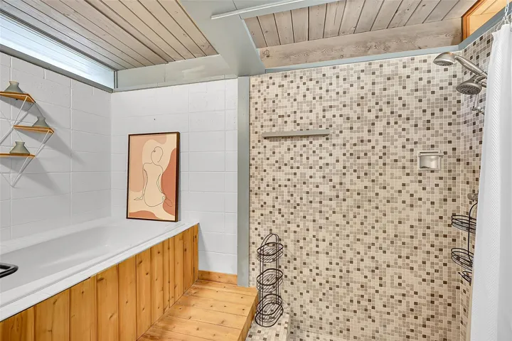 Primary bathroom with jacuzzi