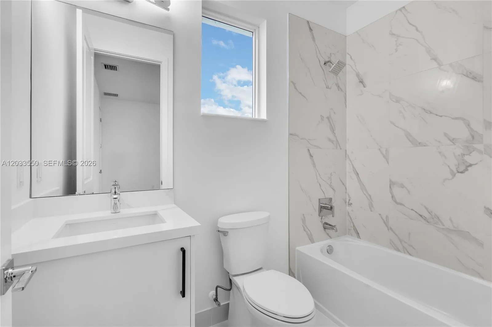 Room 4 ensuite