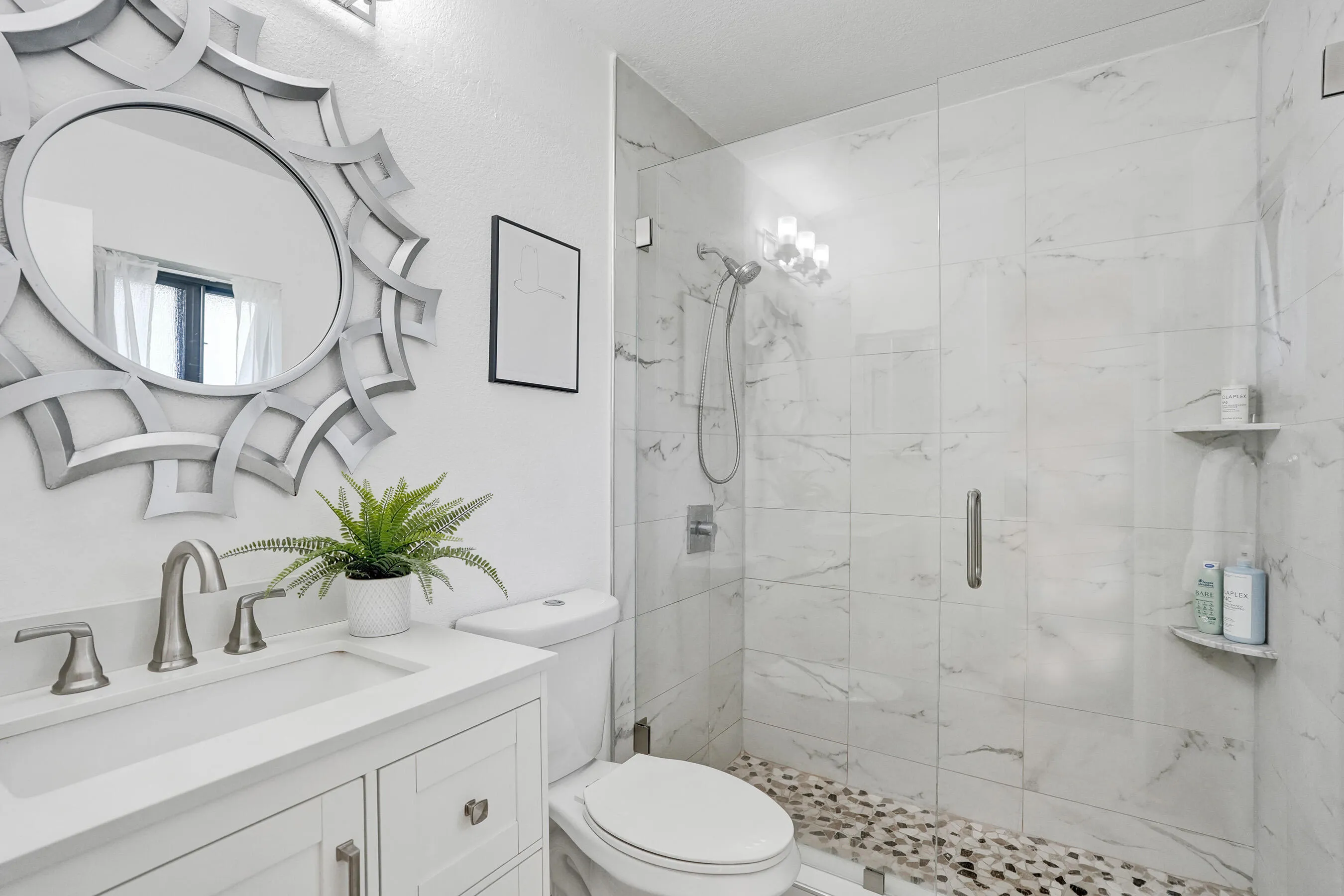 Compeletly updated primary bathroom
