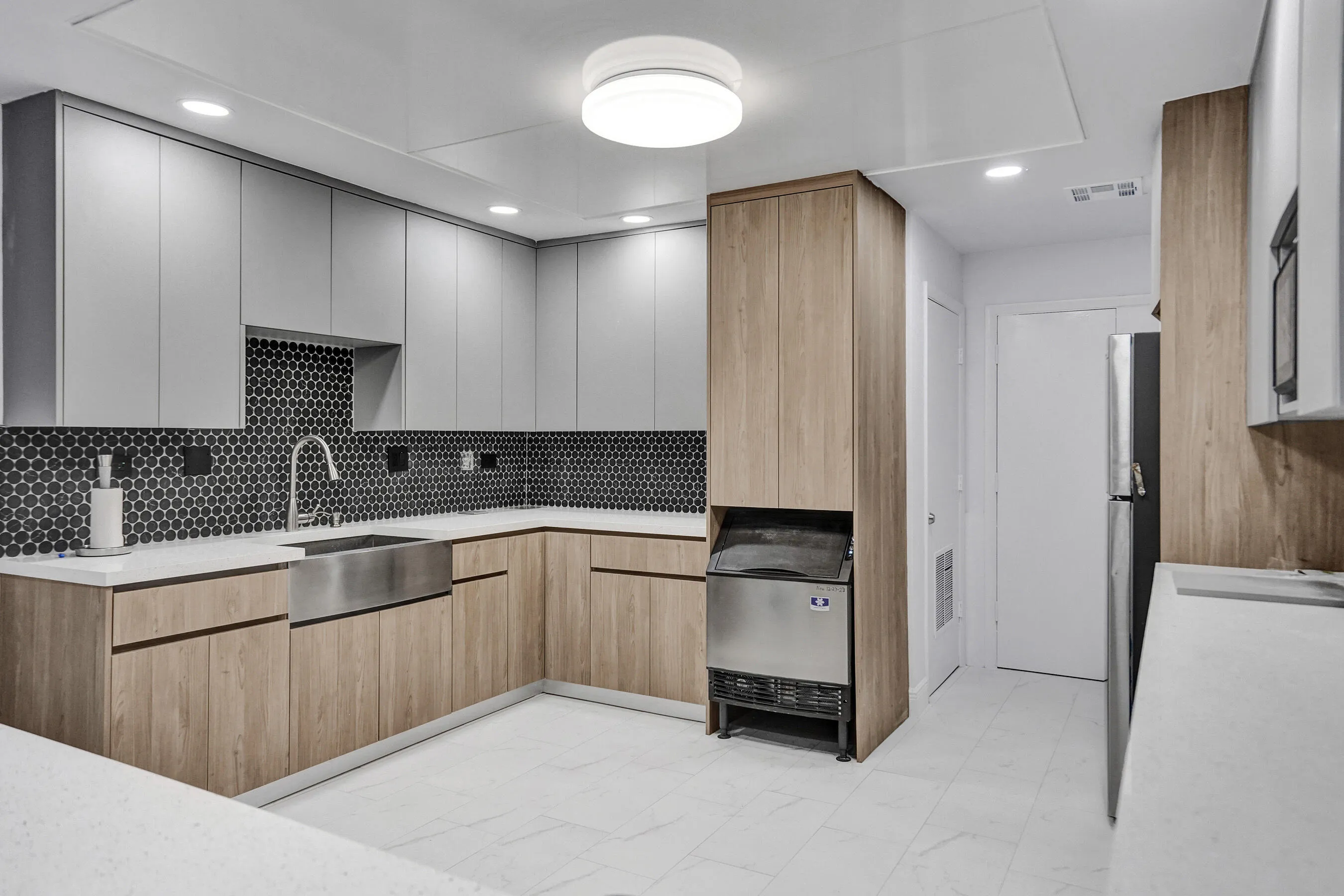 Clubhouse updated kitchen