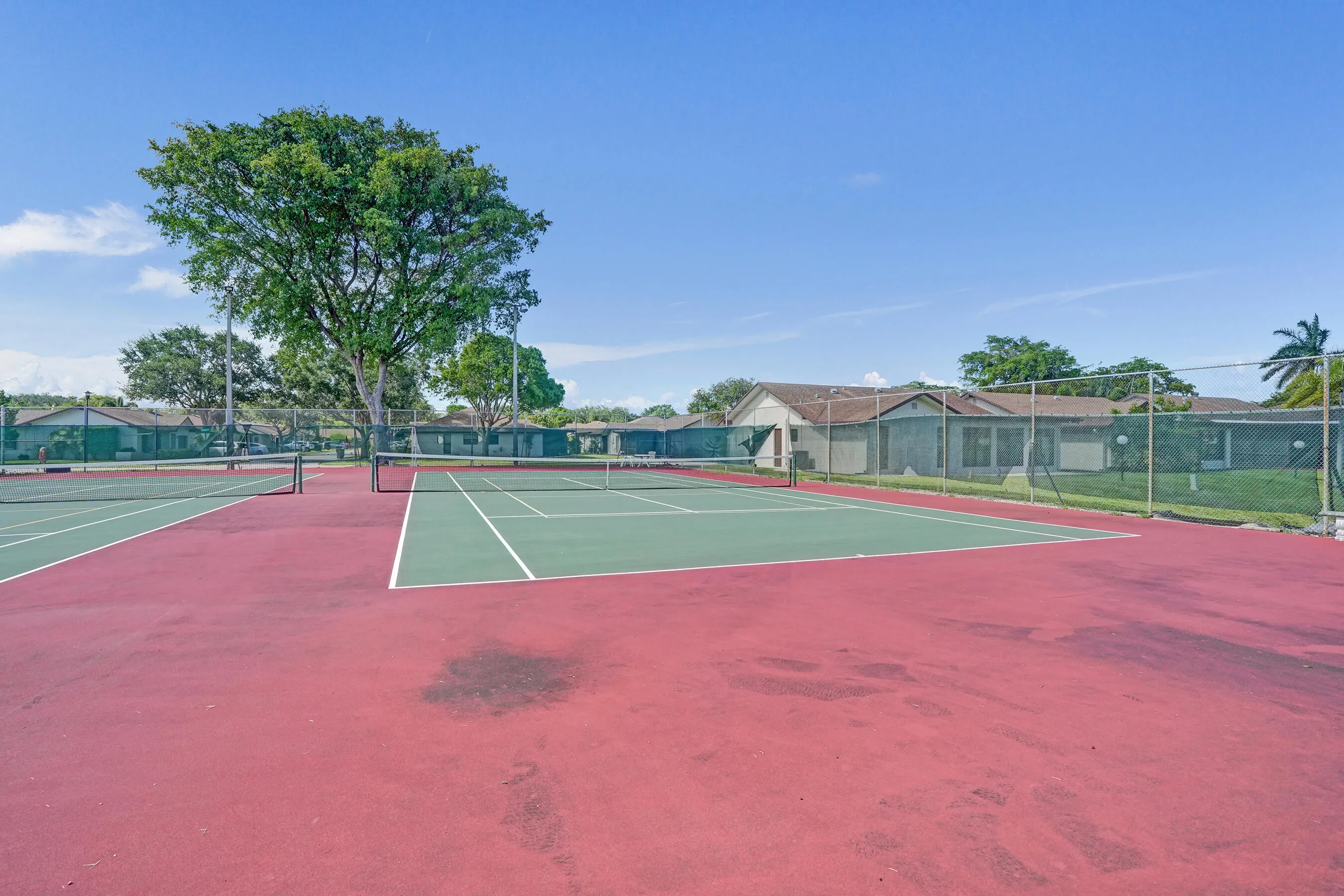 Tennis court and Pickeball