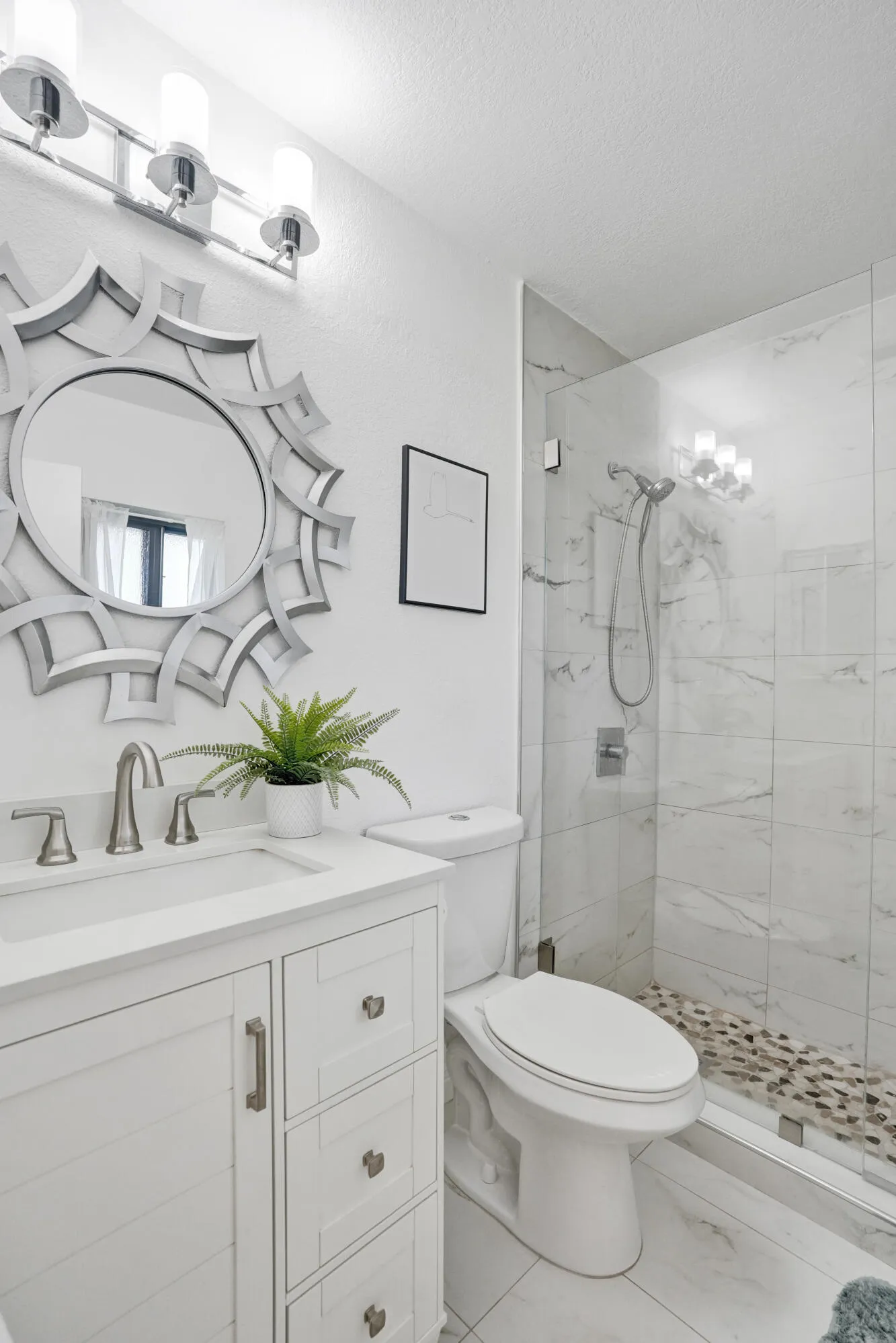 Compeletly updated primary bathroom