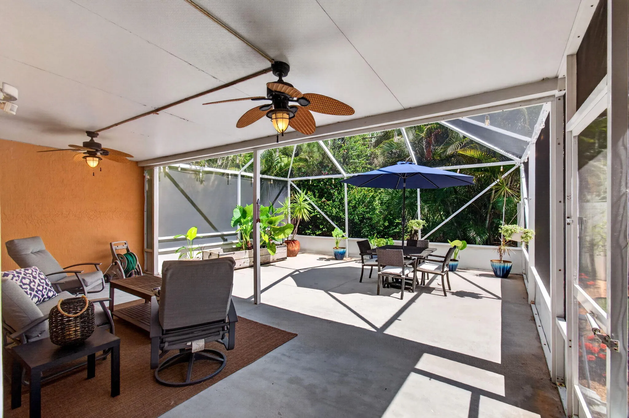 Exterior Covered/Screened Patio