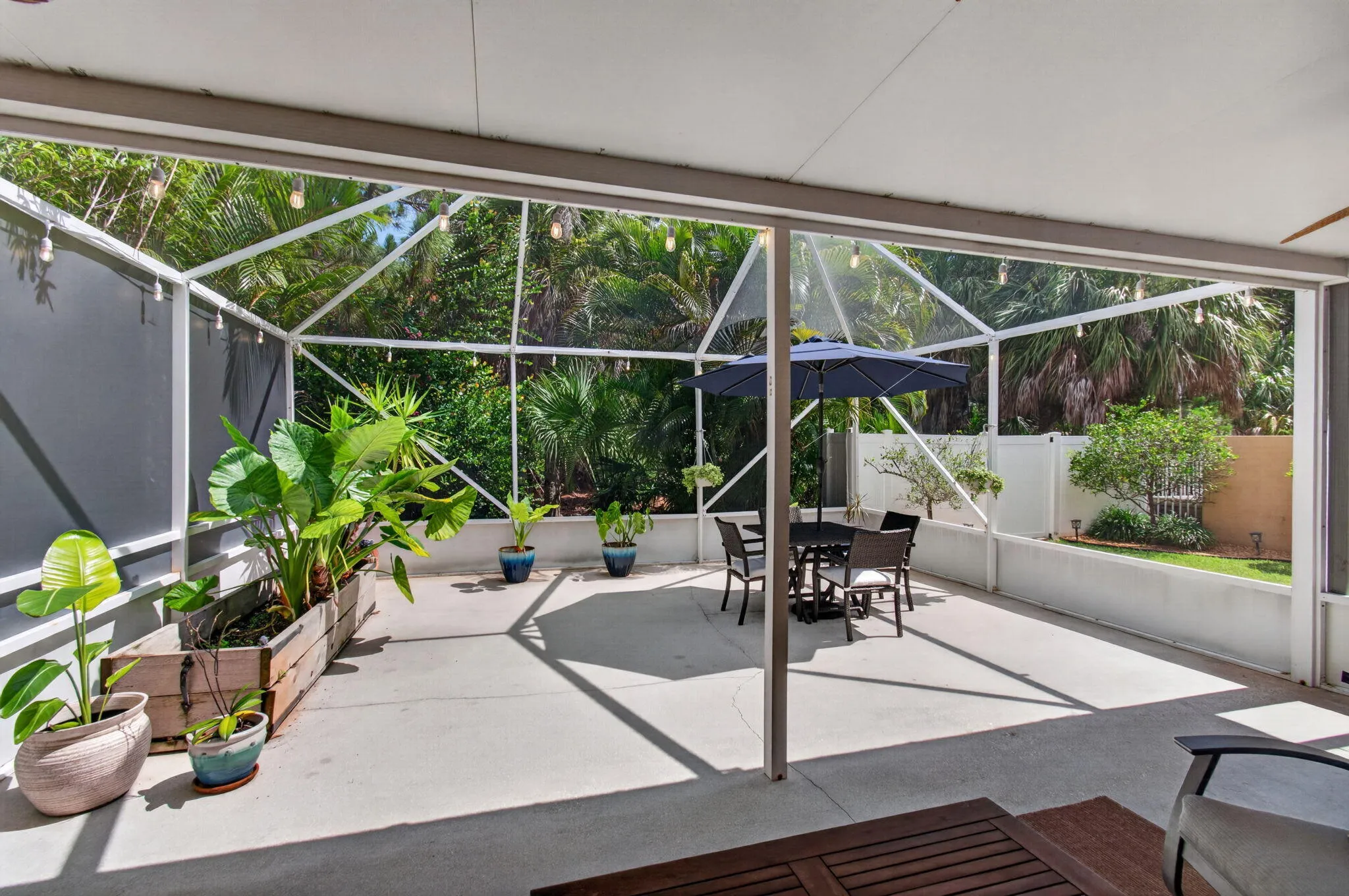 Exterior Covered/Screened Patio