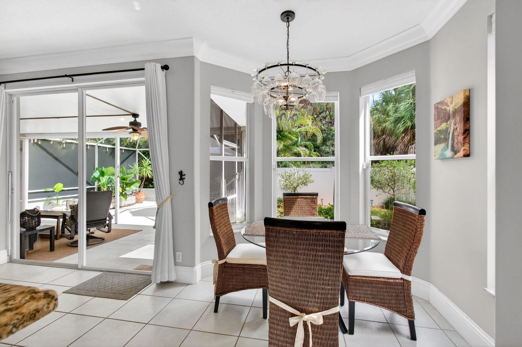 Eat in Dining Room
