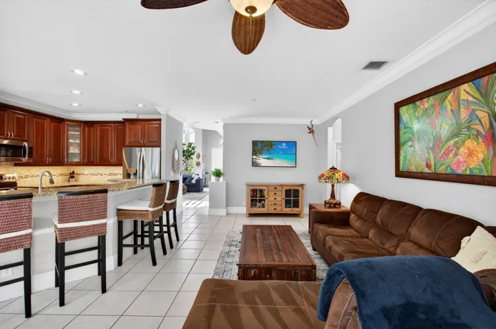 Kitchen/Living Room