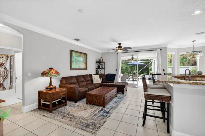 Kitchen/Living Room
