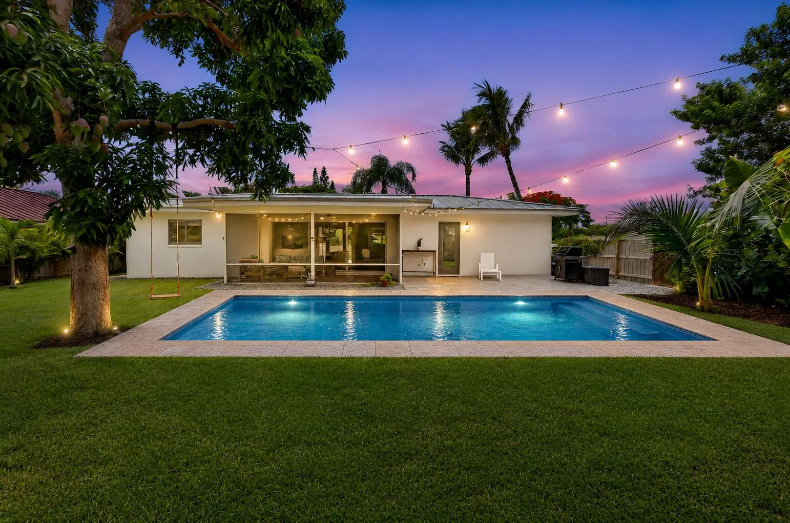Pool is Virtually Staged