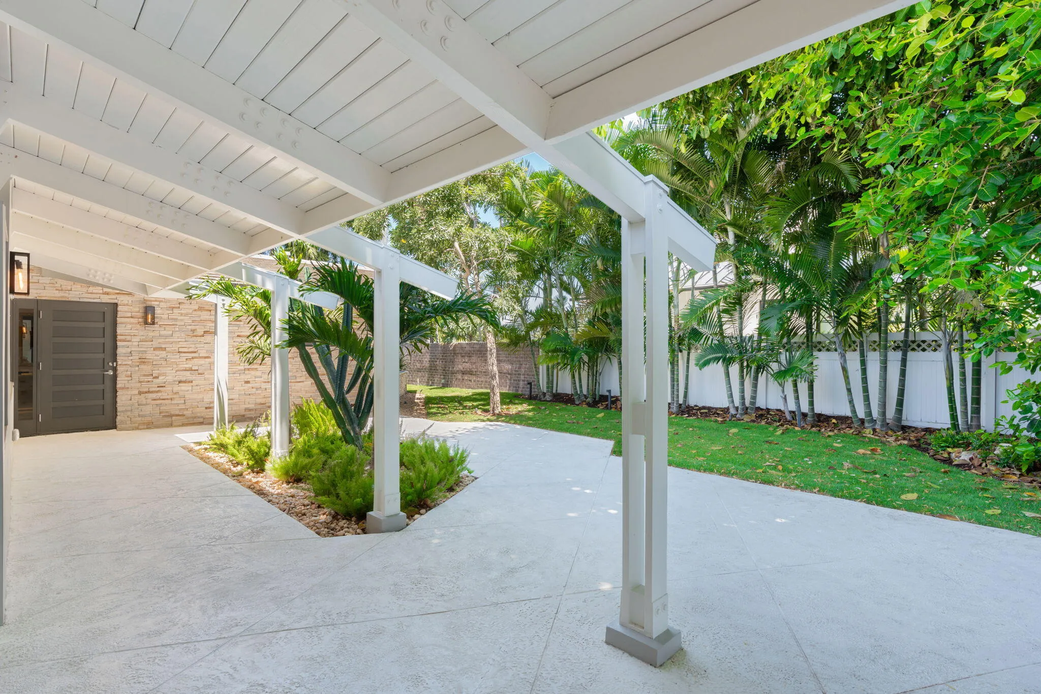 7-web-or-mls-1425 Middle River Dr Fort L