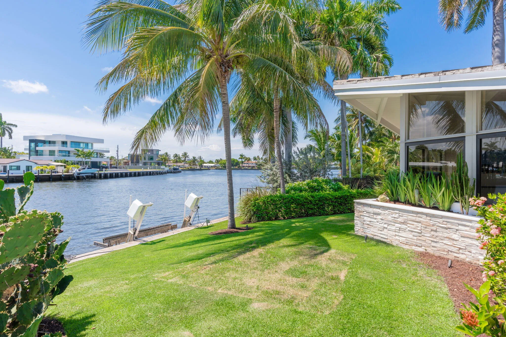 67-web-or-mls-1425 Middle River Dr Fort