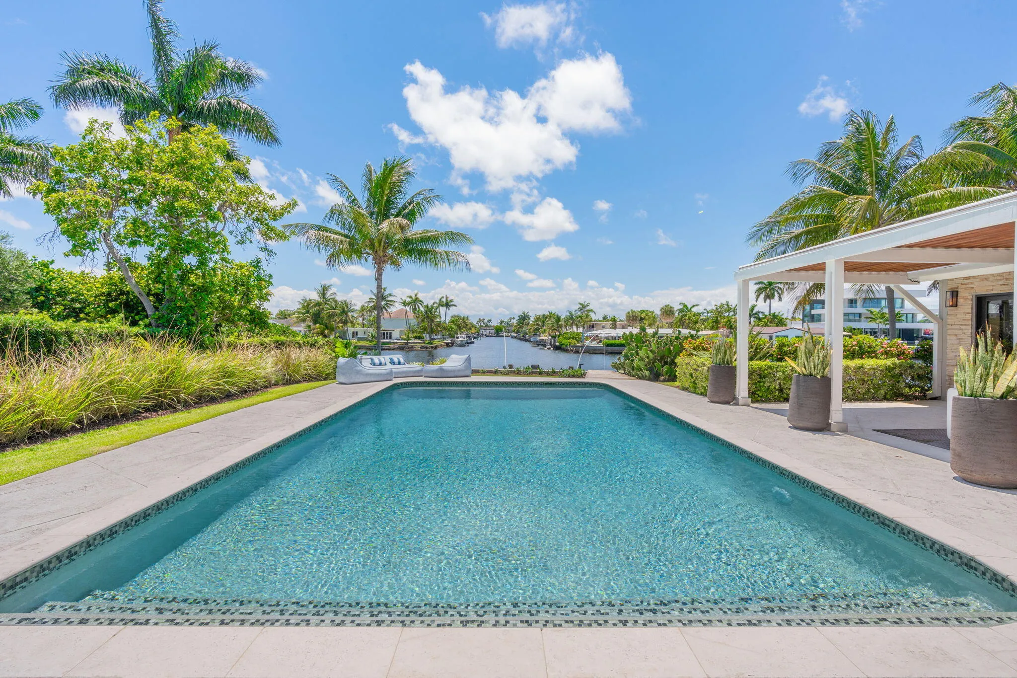 59-web-or-mls-1425 Middle River Dr Fort