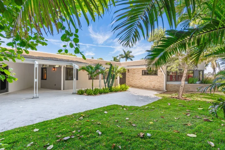 1-web-or-mls-1425 Middle River Dr Fort L