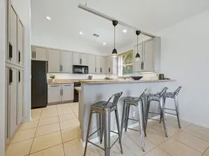 Breakfast bar
