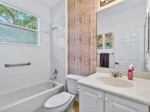 Second bathroom