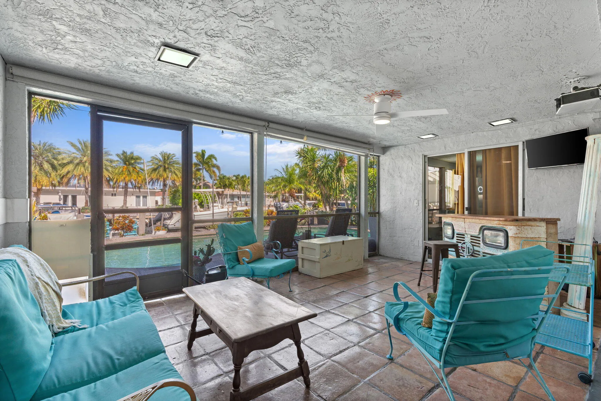 4-web-or-mls-240 SE 2nd Ave, Pompano Bea