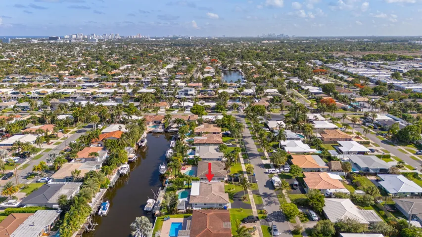 51-web-or-mls-240 SE 2nd Ave, Pompano Be