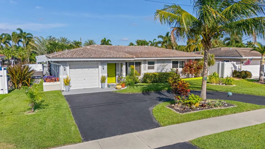 45-web-or-mls-240 SE 2nd Ave, Pompano Be