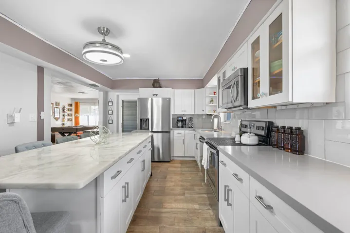 19-web-or-mls-240 SE 2nd Ave, Pompano Be
