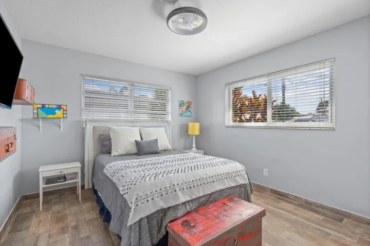 10-web-or-mls-240 SE 2nd Ave, Pompano Be