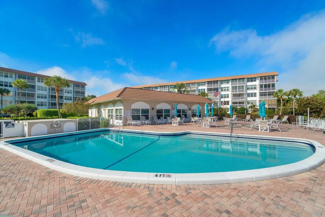 002-TropicBay-FL-SMALL