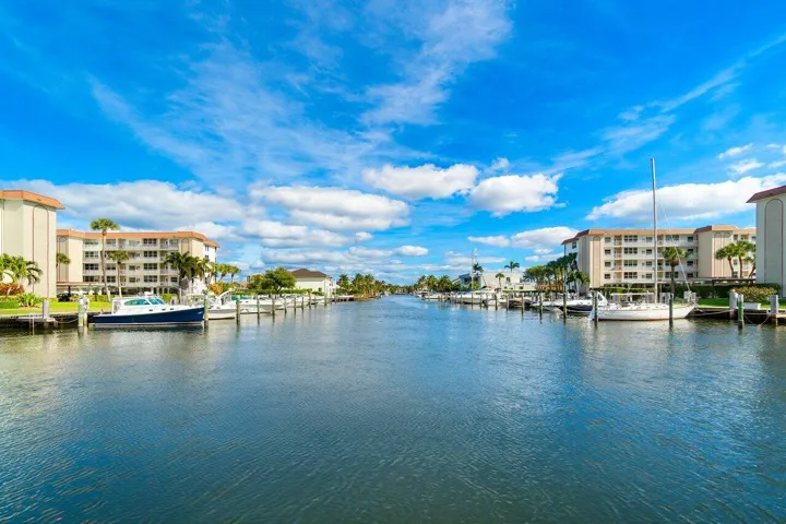 Tropic Bay Stock 11