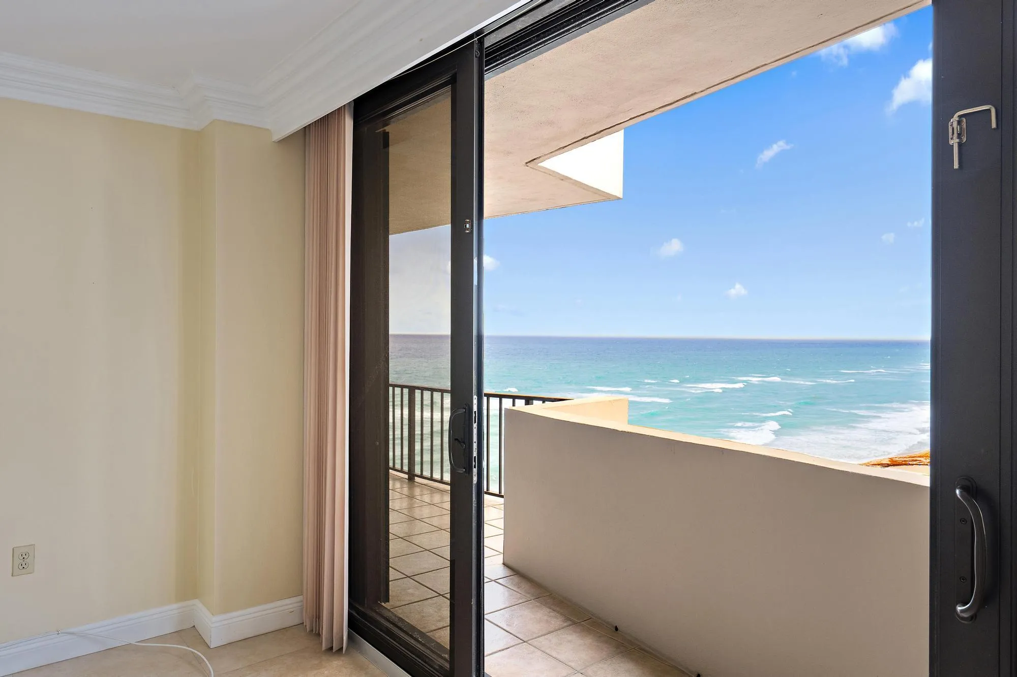4200 N Ocean Dr 1404-9