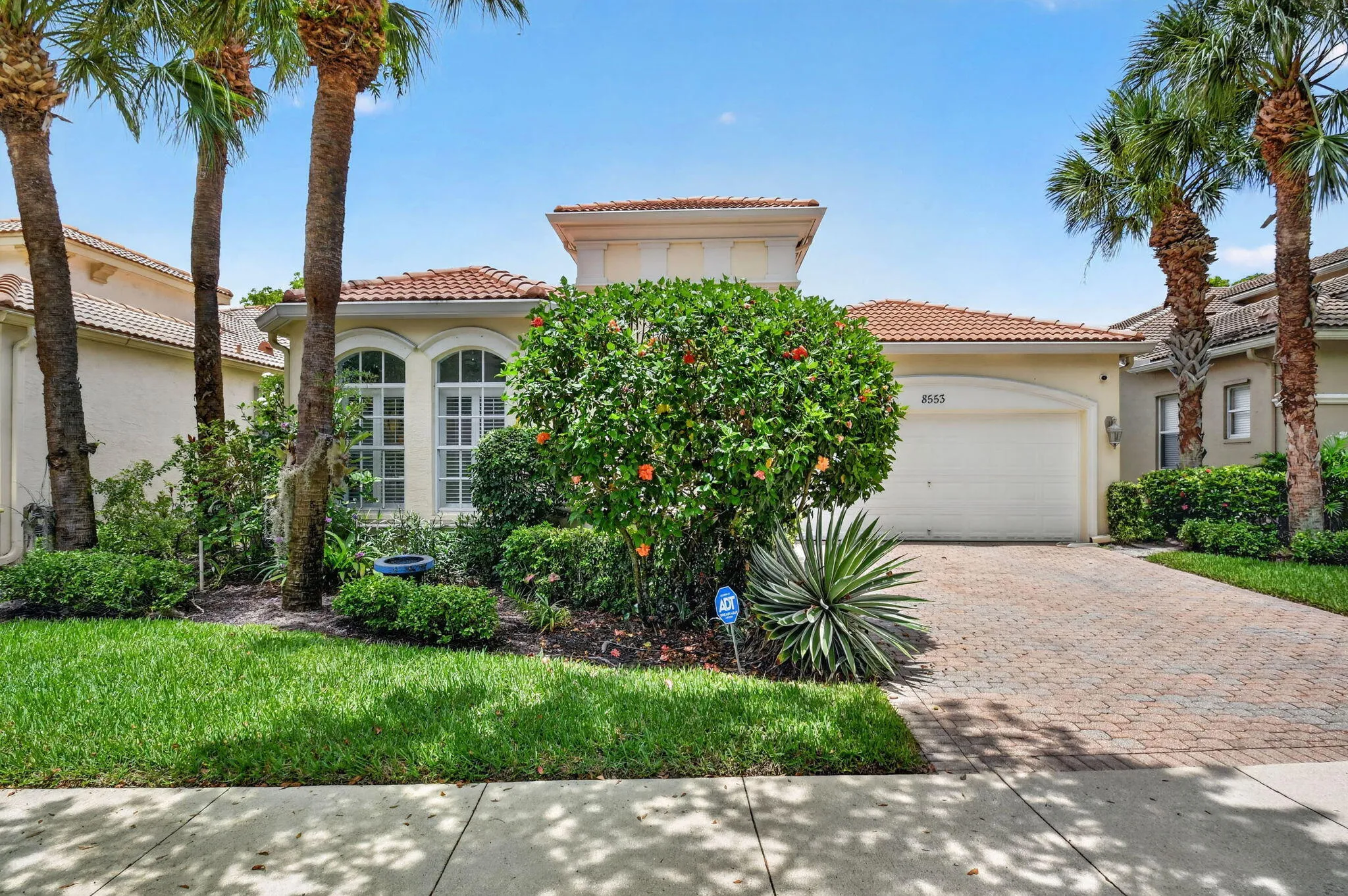 1-web-or-mls-8553 Via Grande E (1)