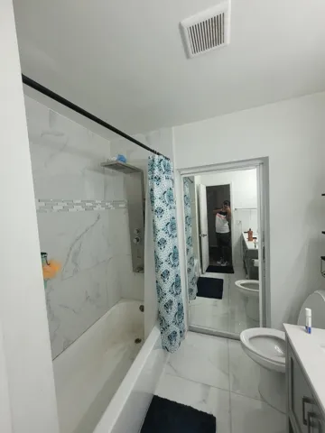 BATHROOM OF THE HOUSE 6641 EMERALD DR