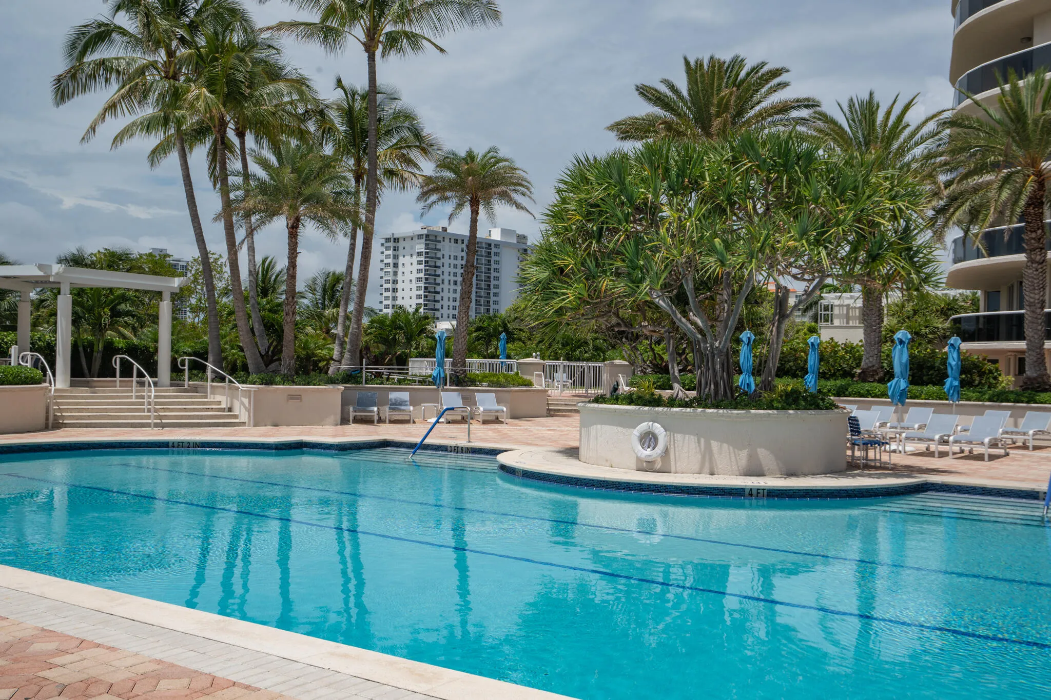 Lap pool