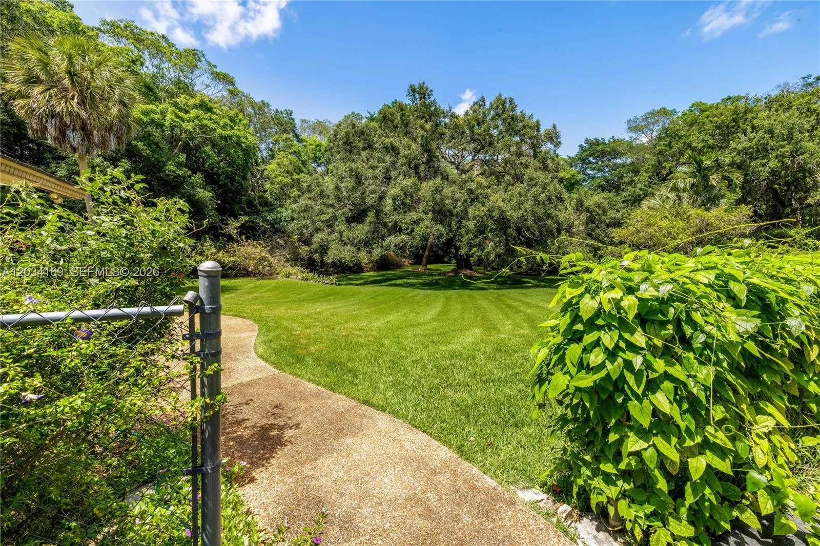 Property photo 28
