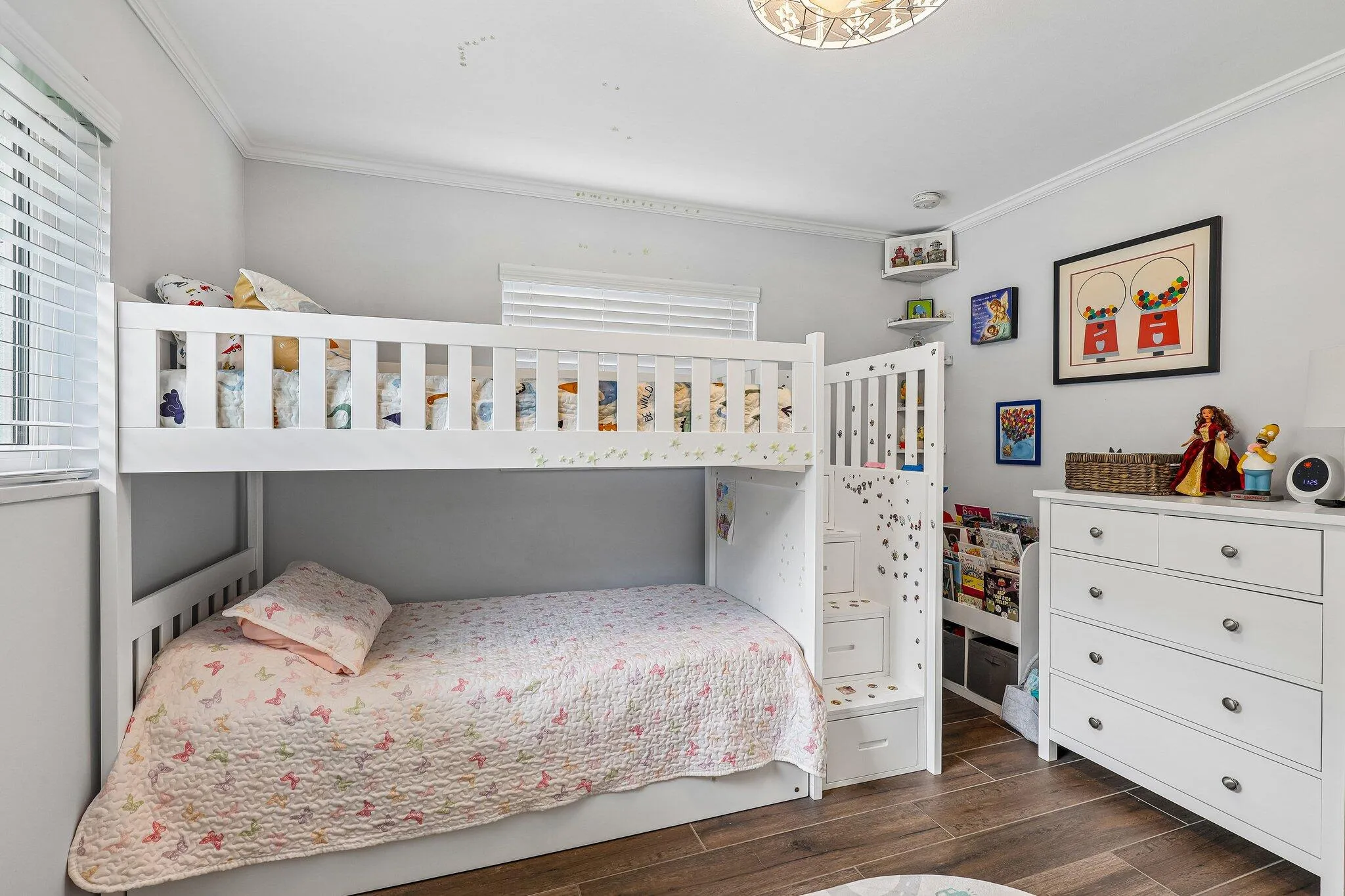 27-web-or-mls-SE 8th Ave-S1006-027