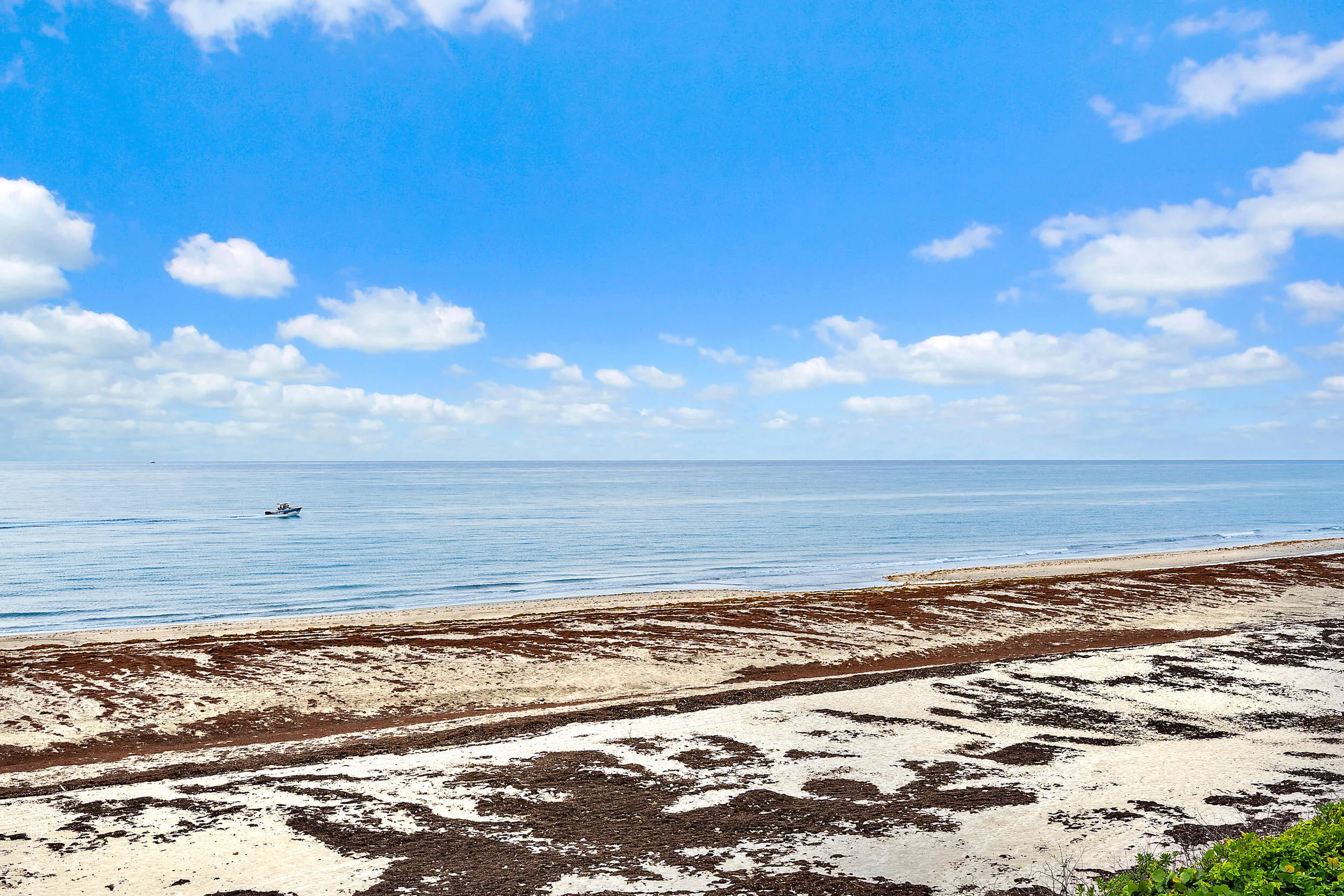 900 Ocean Dr 202-22