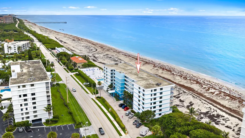 The Surf Unit 202 where you can walk to shops, restaurants and the pier