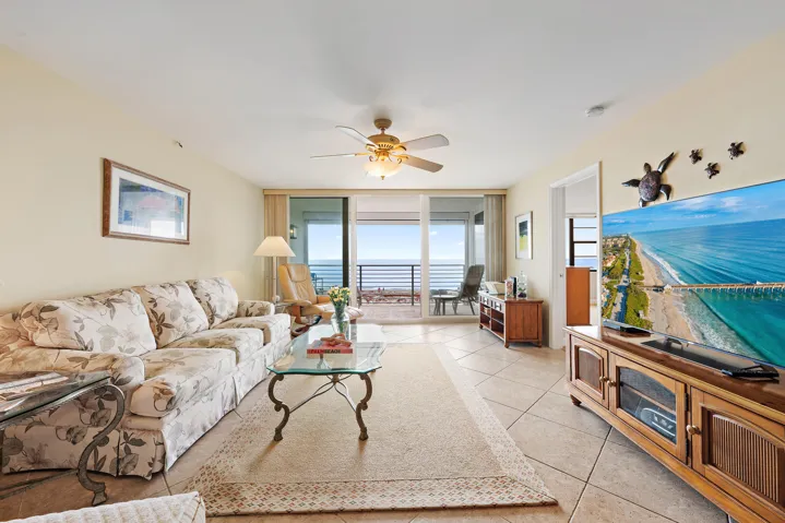 900 Ocean Dr 202-12