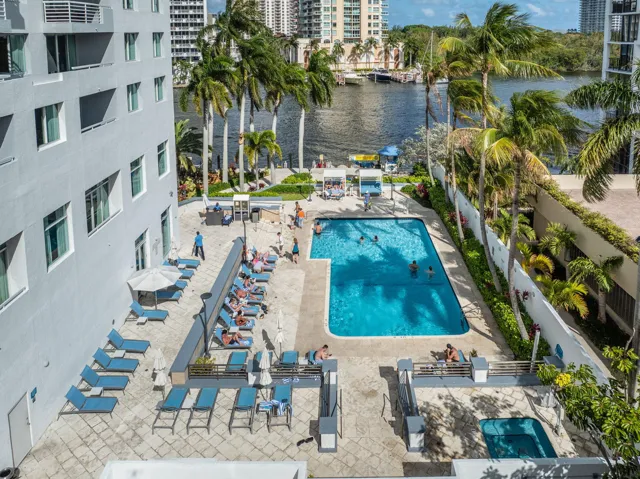 37-web-or-mls-2670 E Sunrise Blvd_aerial