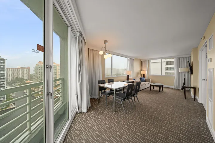 4-web-or-mls-2670 E Sunrise Blvd Unit 12