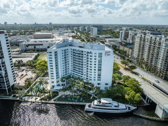 25-web-or-mls-2670 E Sunrise Blvd_aerial