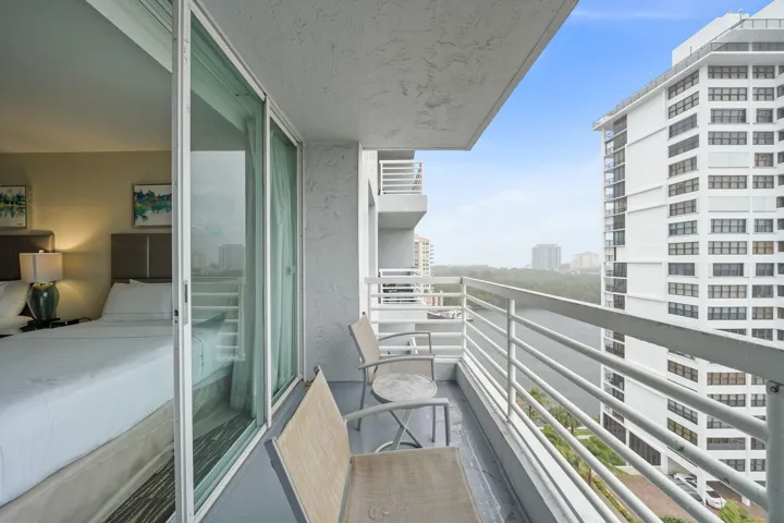 9-web-or-mls-2670 E Sunrise Blvd Unit 11
