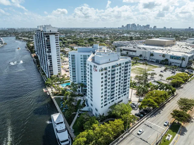24-web-or-mls-2670 E Sunrise Blvd_aerial