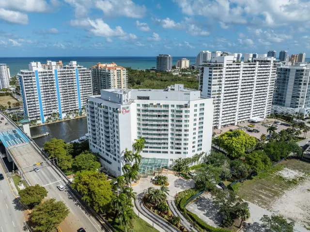 21-web-or-mls-2670 E Sunrise Blvd_aerial