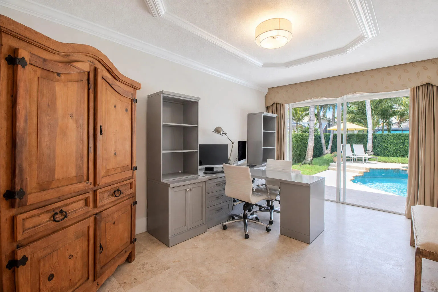 4th bedroom or den with sliders to pool