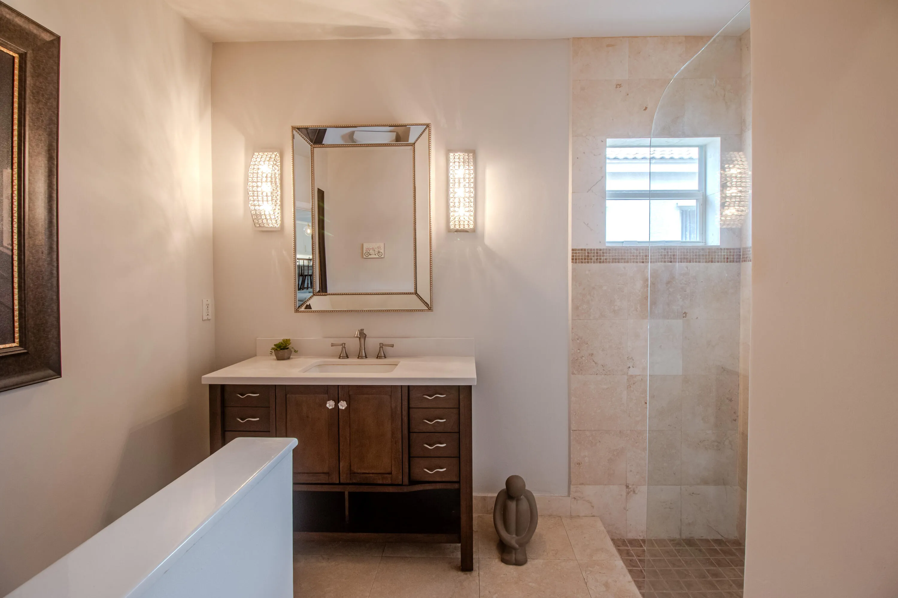 Full downstairs bathroom
