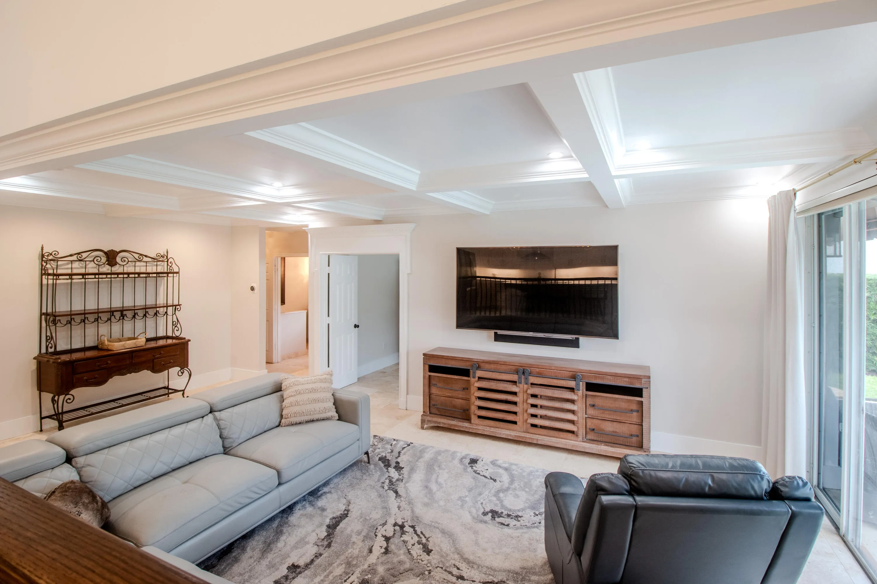 Spacious Family Room