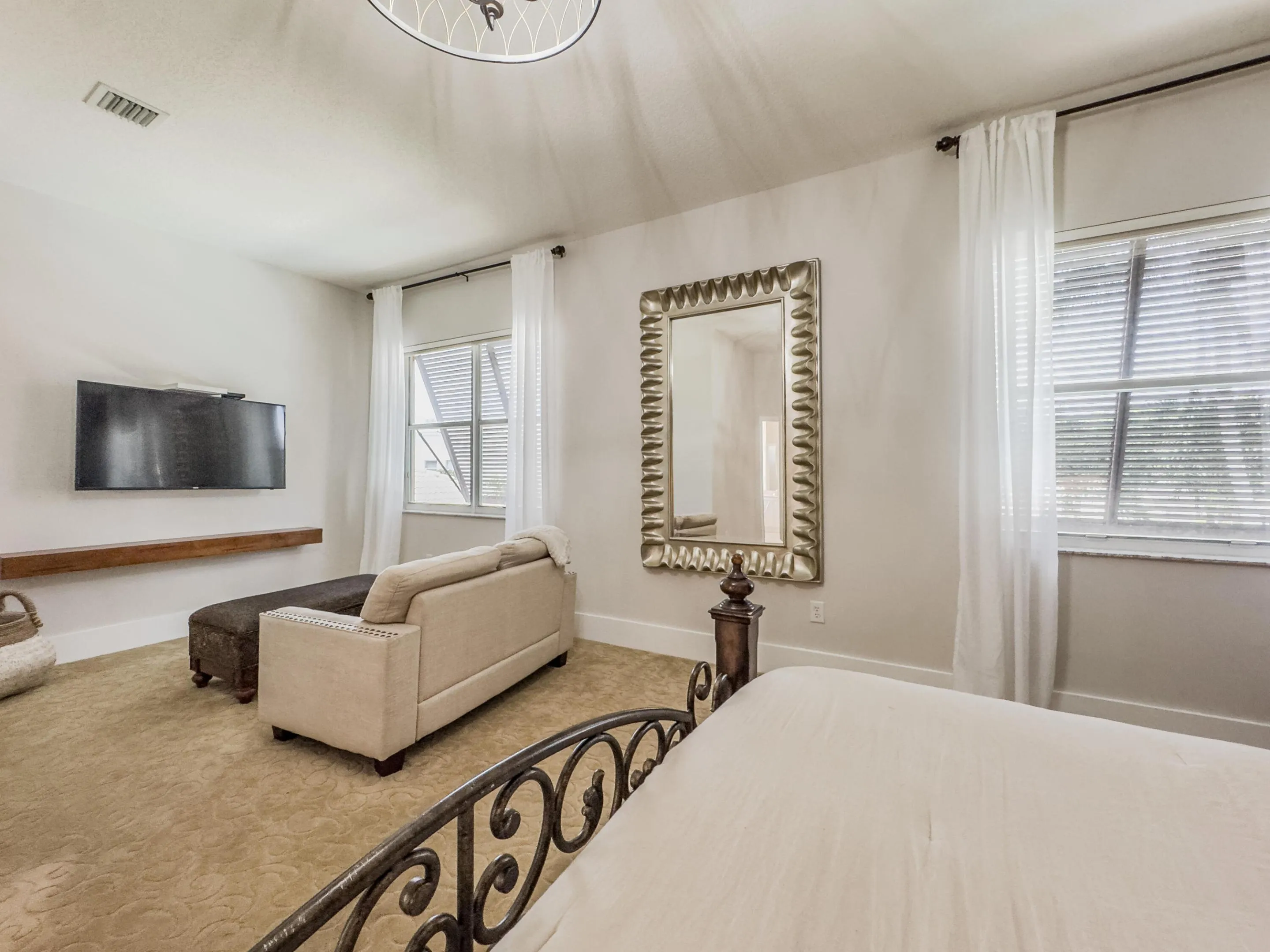 Large sitting area in primary suite.