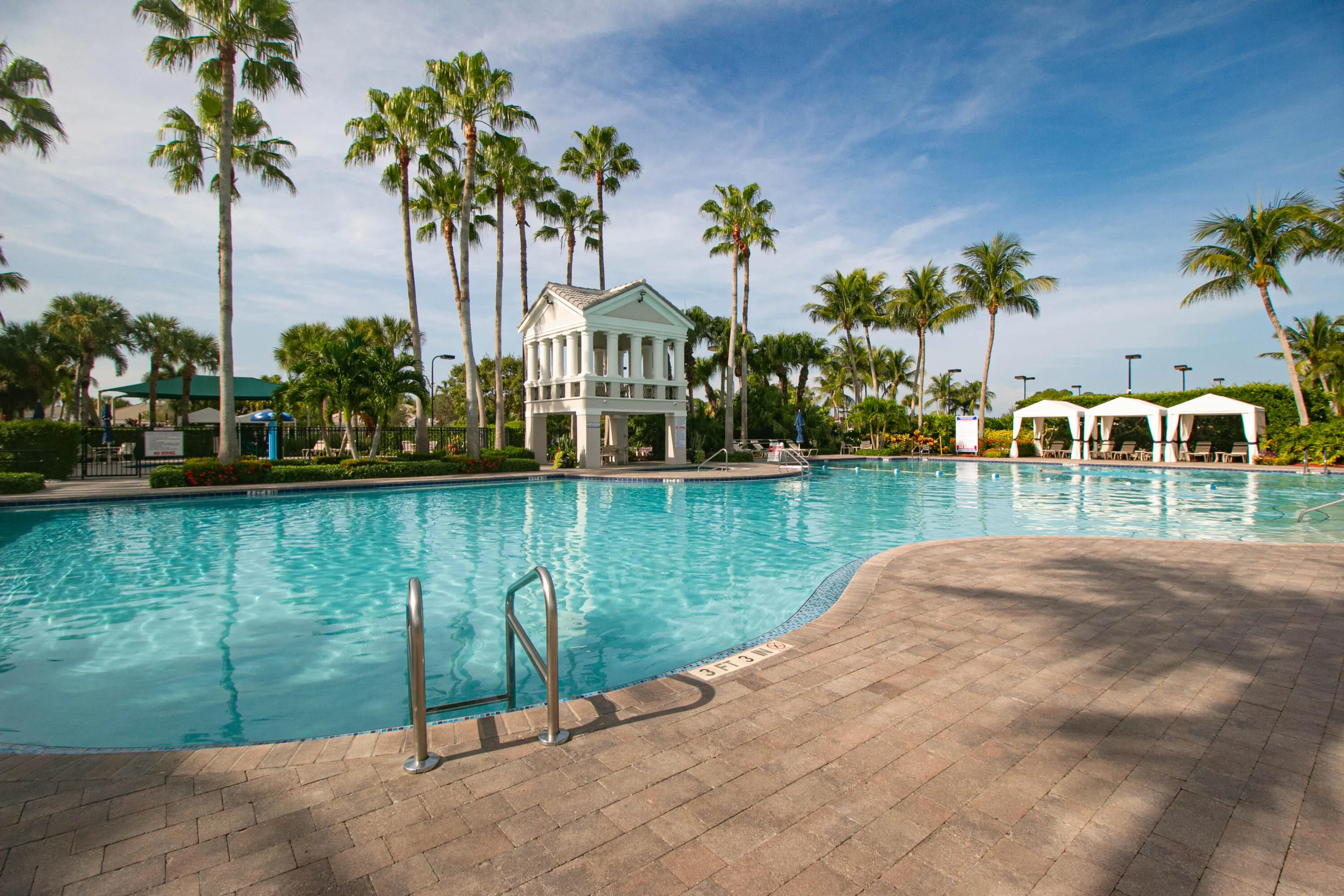 Clubhouse pool and hot tub