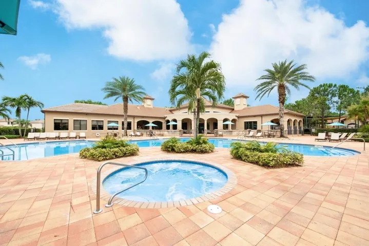 Resort Style Pool